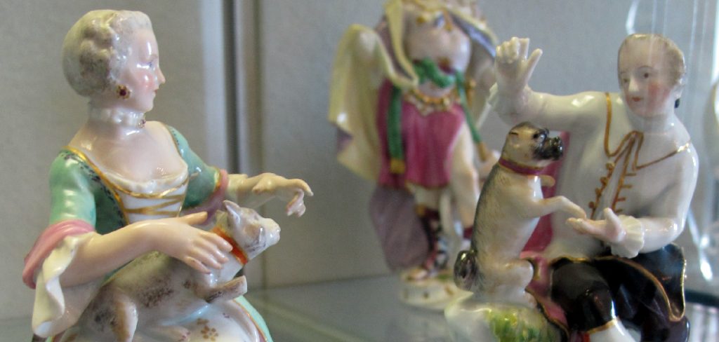 How to Identify Antique Porcelain Figurines