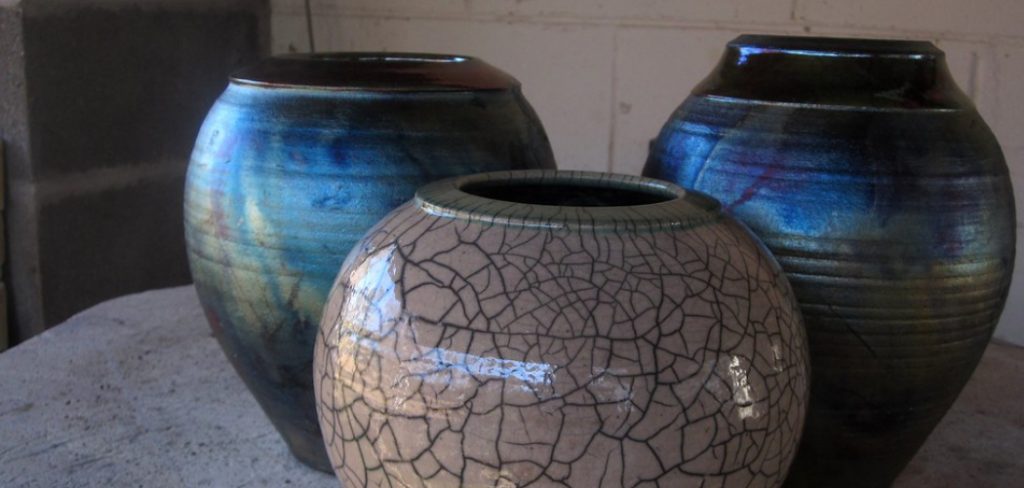 How to Identify Raku Pottery
