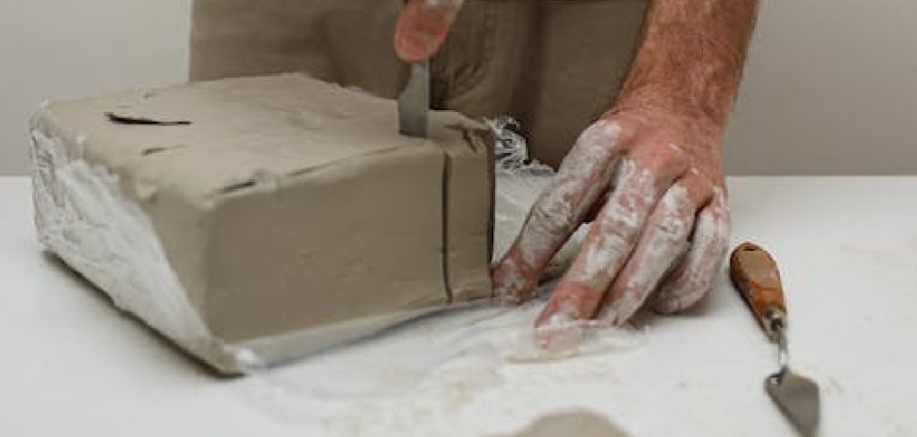 How to Keep Clay from Drying Out