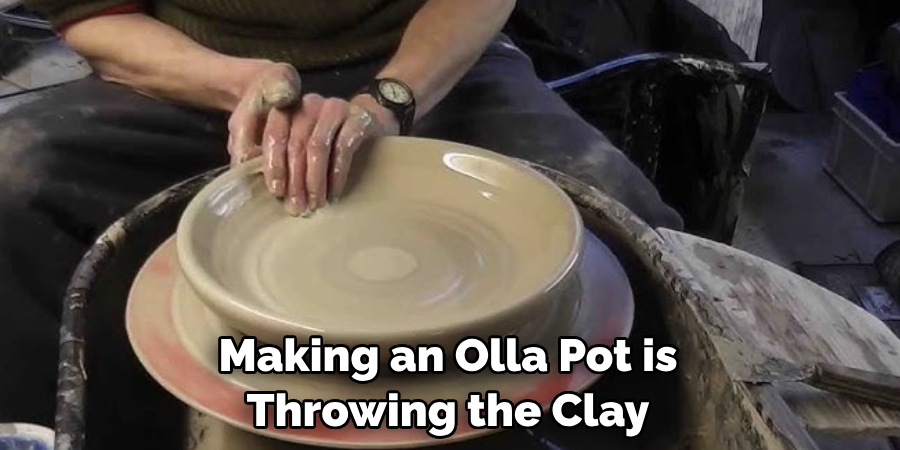 Making an Olla Pot is Throwing the Clay