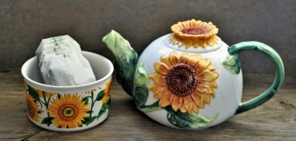 How to Apply Sunflower on Pottery
