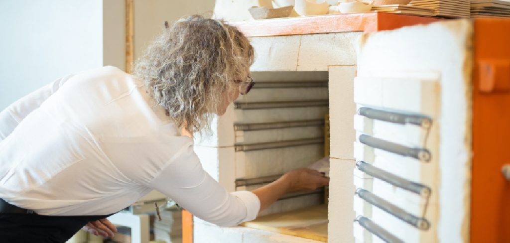 How to Clean Kiln Shelves