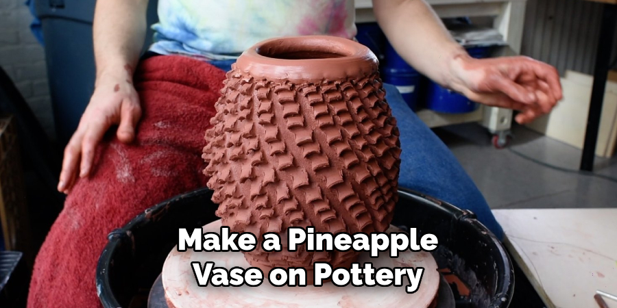 Make a Pineapple Vase on Pottery