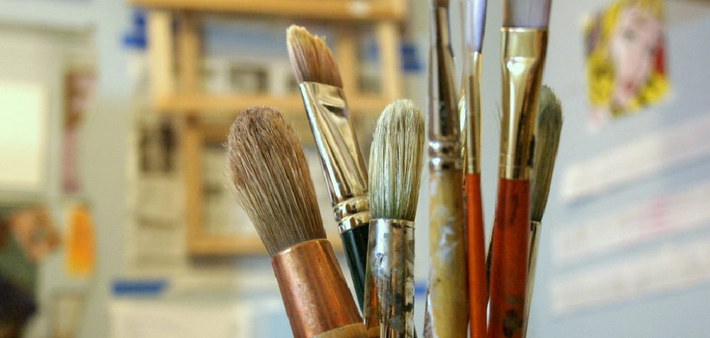 How to Fix Frayed Paint Brushes