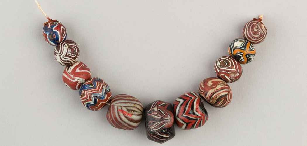 How to Make a Necklace With Clay Beads